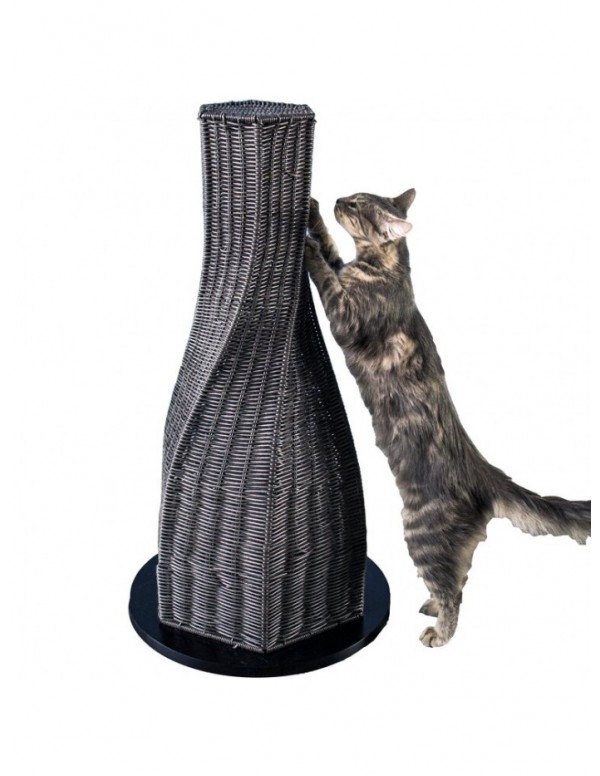 Venita Scratching Post